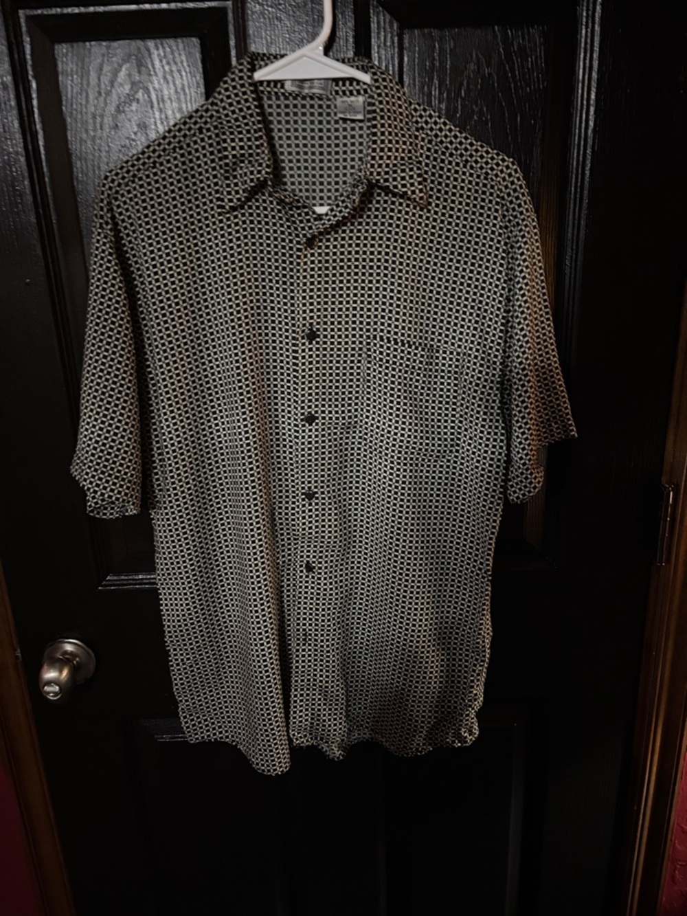 Nico Nico Black and White Geometric Short-Sleeve Button-Down Shirt
